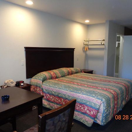 Long Beach Luxury Inn 외부 사진