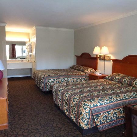 Long Beach Luxury Inn 외부 사진